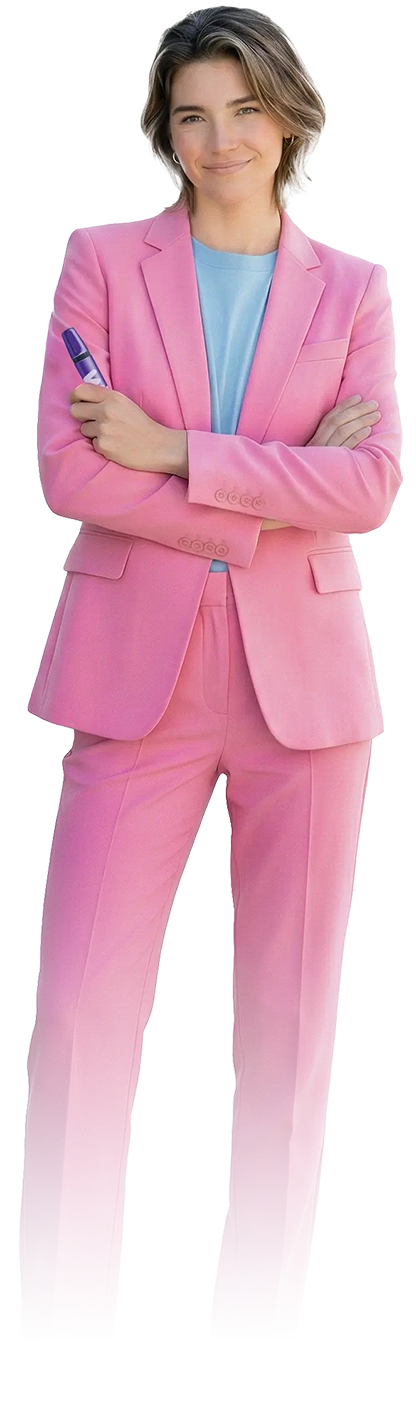 Wirtschaftsprüferin im Business-Outfit zeigt Daumen hoch als Zeichen für Erfolg und Zufriedenheit.